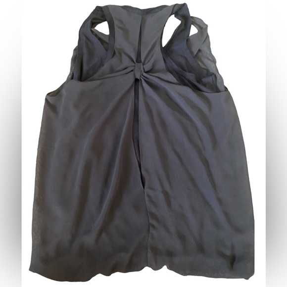 Rob & Nikki Sleeveless Top - Picture 2 of 3